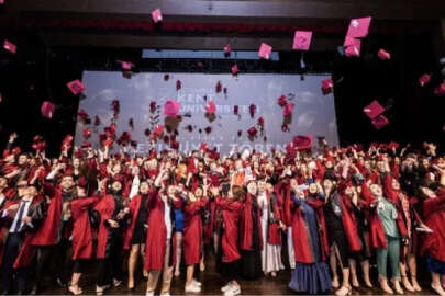 İstanbul Kent Üniversitesi’nde mezuniyet töreni gerçekleşti