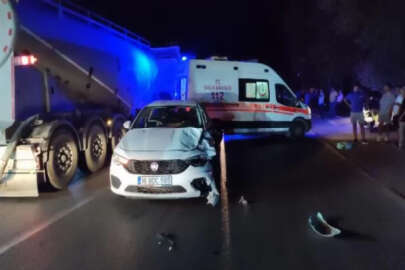 Bursa’da otomobil ile motosiklet kafa kafaya çarpıştı, sürücü aracını bırakıp kaçtı: 2 yaralı