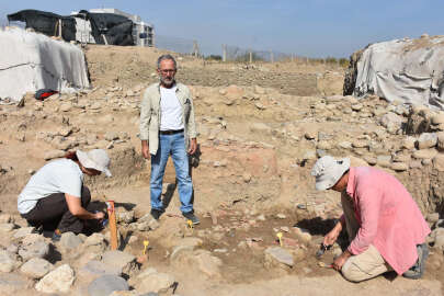 Yeşilova Höyüğü'nde 8 bin 200 yıllık atölye
