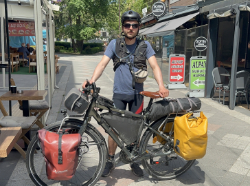Bisiklet tutkunu Fransız'ın, Vietnam yolundaki 8'inci durağı Yalova oldu
