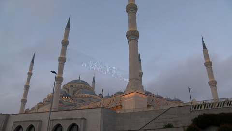 İstanbul - Çamlıca Camii’nde bayram namazı kılındı