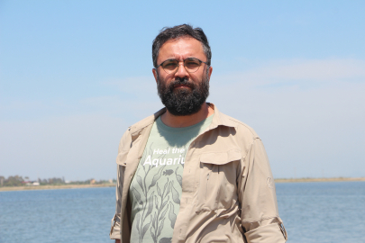 Flamingo ve kaplumbağaların yaşam alanı olan koruma altındaki lagünlerde plastik tehdidi