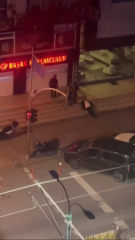 İstanbul- Sultangazi'de kaldırımda hareketsiz yatan adamı dubayla uyandırmaya çalıştı