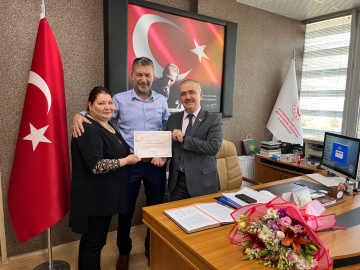 Asel bebek, bayrama geçici koruyucu ailesinin yanında uyandı