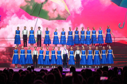 Bahçeşehir Koleji öğrencilerinden 'Geleceğe İz Bırak' temalı yıl sonu gösterisi