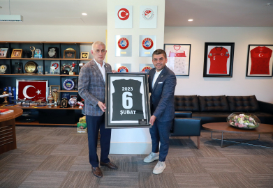 TFF Başkanı Hacıosmanoğlu, TFF 2’nci Lig kulüp başkanları ile bir araya geldi