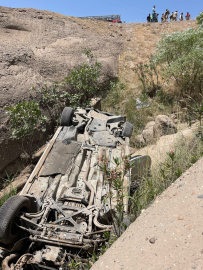 Silopi’de otomobil uçuruma yuvarlandı: 1'i ağır, 4 yaralı