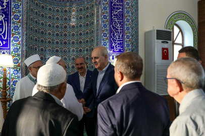 TBMM Başkanı Kurtulmuş, bayram namazını Çanakkale’de kıldı