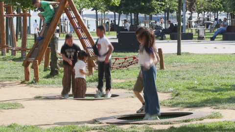 İstanbul - Kurban Bayramı'nı İstanbul'da geçirenler sahillere akın etti