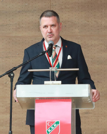 Karşıyaka'da Ergüllü'ye SGK şoku