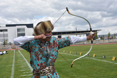 Geleneksel Türk Okçuluğu Türkiye Şampiyonası, Sivas'ta başladı
