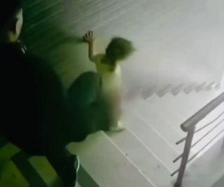 İstanbul- Eyüpsultan'da, apartmanda kızına şiddet uyguladığı için gözaltına alınan baba adliyeye sevk edildi