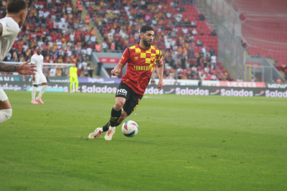 Göztepe Ahmed Ildız'la uzattı