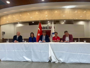 İzmir'de işçilerin grevi 7'nci gününde; anlaşma sağlandı (4)