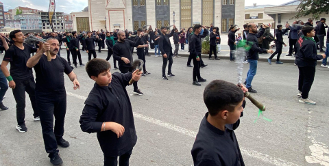 Kars’ta binlerce kişi Kerbela şehitlerini andı / Ek fotoğraflar