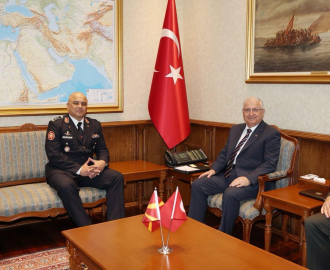 Bakan Güler, Kuzey Makedonya Genelkurmay Başkanı Lafchiski’yi kabul etti
