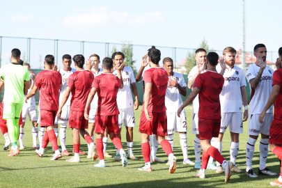 Trabzonspor, Persepolis ile golsüz berabere kaldı