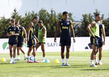Fenerbahçe, Portekiz'de çalışmalarını sürdürdü