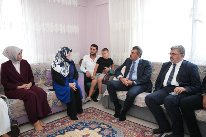 Bakan Tekin: 'Terörsüz Türkiye' hedefini anlatmak için sahadayız (3)