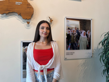YTB bursuyla okuyan Feruza, Kazakistan'ın ilk çocuk gelişimi kliniğini açmayı hedefliyor