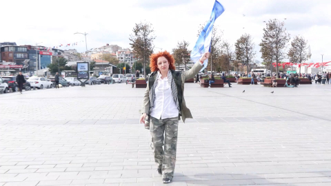 İstanbul - İranlı Somayeh Moghadam'dan İstanbul'dan Gazze'ye destek yürüyüşü