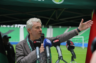 Sakaryaspor’da aday çıkmadı Muhammet Kıratlı ile yola devam kararı alındı