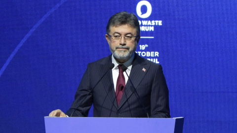 İstanbul- Enerji Bakanı Bayraktar: 'Enerjide Tam Bağımsız Bir Türkiye' hedefine doğru ilerliyoruz