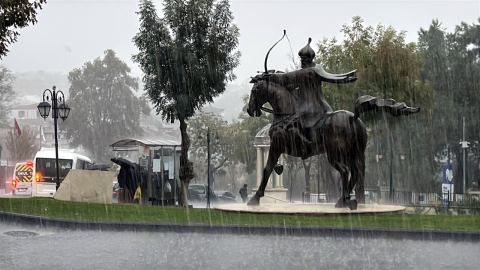 Tekirdağ’da sağanak etkili oldu