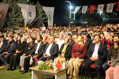 Hatay'da Zeytin, Zeytinyağı ve Gastronomi Festivali Funda Arar konseriyle sona erdi