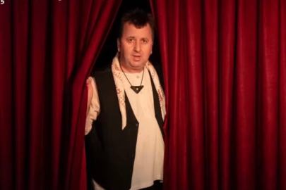 Evde Tiyatro Dönemi Başladı.!!