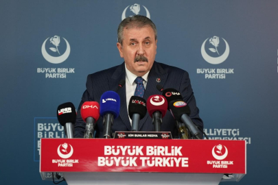 Destici: Millet kimliğine sahip çıkacaktır