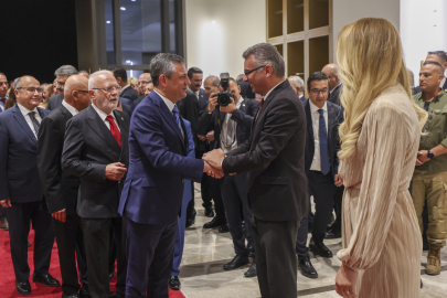 CHP Genel Başkanı Özel, KKTC Cumhuriyet Bayramı Resepsiyonu'na katıldı