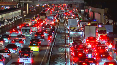 İstanbul - İstanbul'da trafik yoğunluğu yüzde 85'e ulaştı