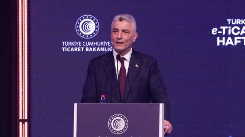 İstanbul - Bakan Bolat: 2019-2024 arasında e-ticaret hacmi TL bazında 21 kat yükseldi