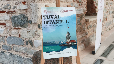 İstanbul- Kız Kulesinde 'Tuval İstanbul' etkinliği düzenlendi