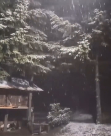 Kartepe’ye mevsimin ilk karı yağdı