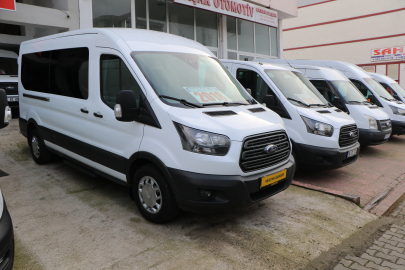 İkinci el minibüsler piyasaya Terme’de sunuluyor; aylık 650 araç yenilenip Türkiye’ye satılıyor